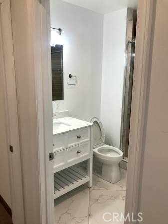 Detail Gallery Image 17 of 18 For 1110 1/2 N Benton Way, Los Angeles,  CA 90026 - 2 Beds | 2 Baths