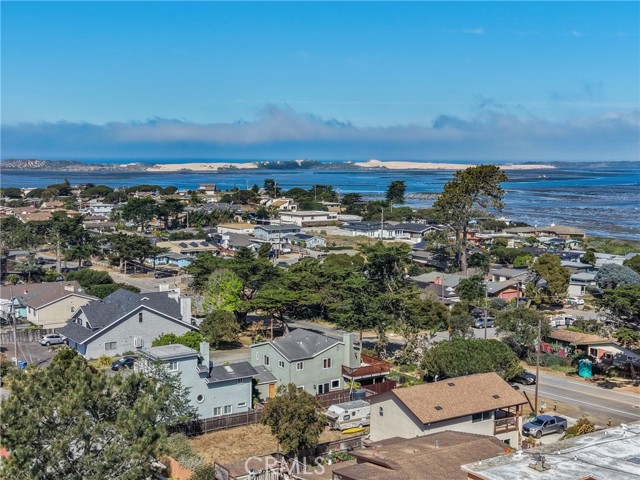 Detail Gallery Image 41 of 63 For 1223 7th, Los Osos,  CA 93402 - 3 Beds | 2/1 Baths