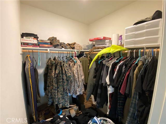 10299 Kite Court, Moreno Valley CA: https://media.crmls.org/medias/cc90d712-b518-4683-8b3f-8b4726e3f58d.jpg