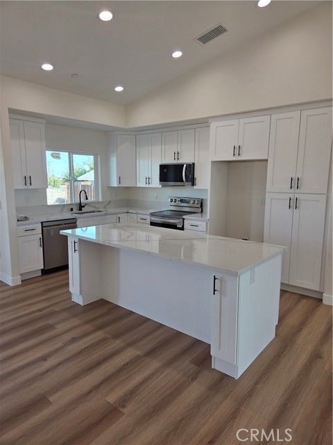 13968 Juniper Street, Hesperia CA: https://media.crmls.org/medias/cc91a808-0fa7-4fd3-b889-bf38ea324422.jpg