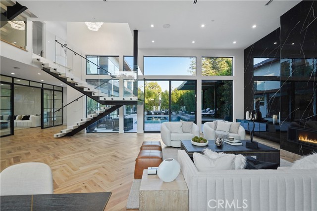 Detail Gallery Image 10 of 53 For 3822 1/2 Laurel Canyon Bld, Studio City,  CA 91604 - 6 Beds | 6 Baths
