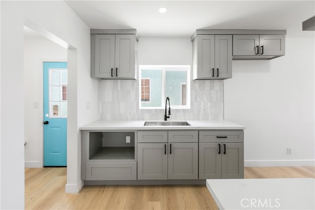 Detail Gallery Image 10 of 18 For 1736 N Mcdivitt Ave, Compton,  CA 90221 - 2 Beds | 1 Baths
