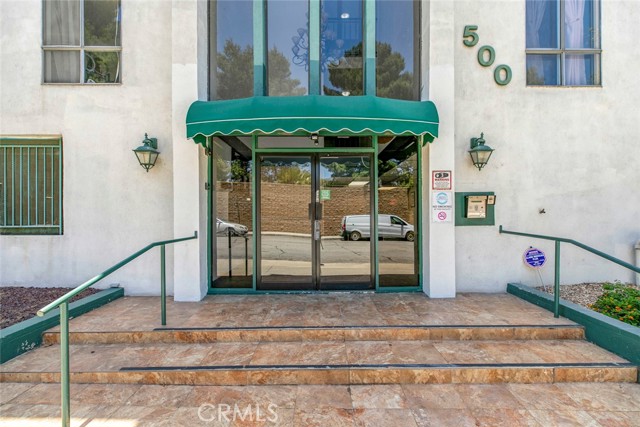 Detail Gallery Image 1 of 22 For 500 Jackson Pl #317,  Glendale,  CA 91206 - 2 Beds | 2 Baths