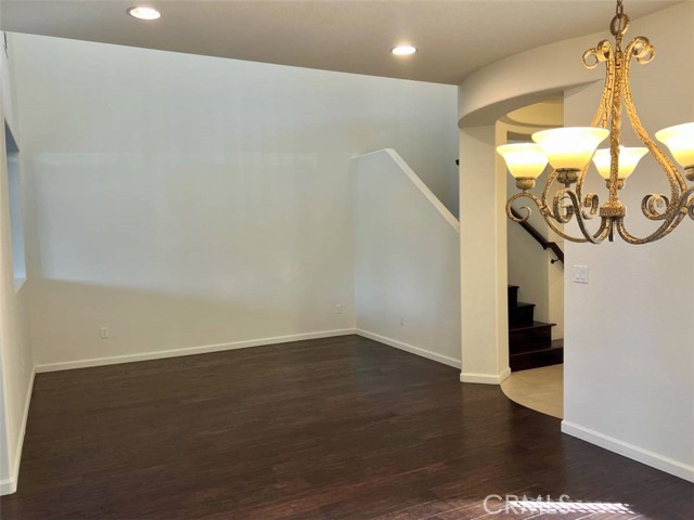 Detail Gallery Image 5 of 26 For 1737 Bilbao Dr, Santa Maria,  CA 93454 - 3 Beds | 2/1 Baths
