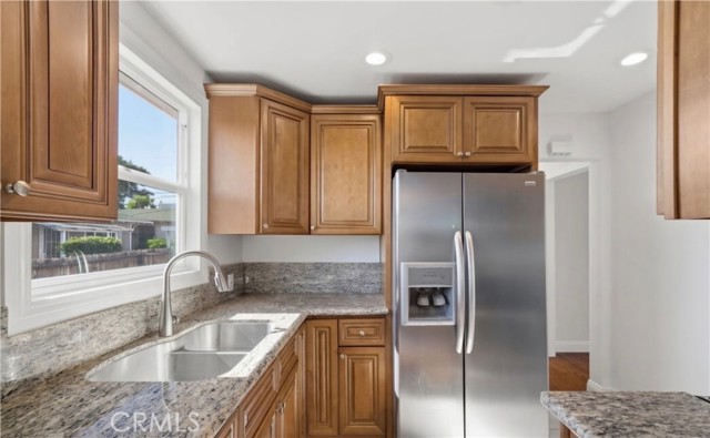 1321 Orange Grove photo 6