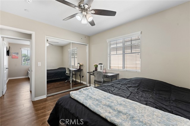 691 Lourdes Lane, Rialto CA: https://media.crmls.org/medias/cc97d180-d6f6-4114-a708-464bf05bb950.jpg