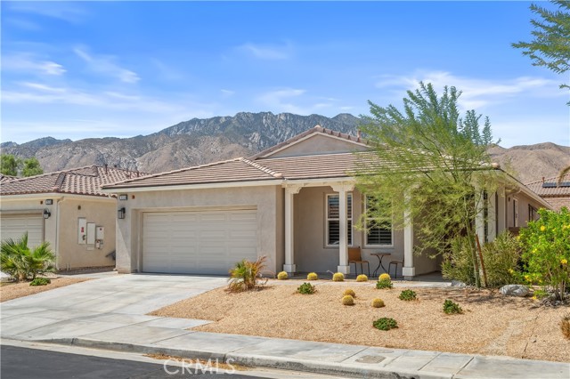 Detail Gallery Image 2 of 48 For 3555 Cliffrose Trl, Palm Springs,  CA 92262 - 2 Beds | 2 Baths