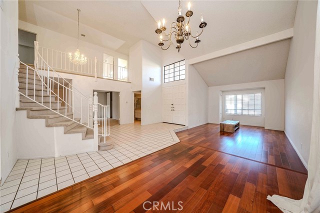 Detail Gallery Image 3 of 28 For 2100 Winterwood, Fullerton,  CA 92833 - 4 Beds | 3 Baths