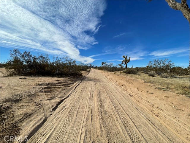 Detail Gallery Image 18 of 22 For 0 La Brisa Dr, Yucca Valley,  CA 92284 - – Beds | – Baths