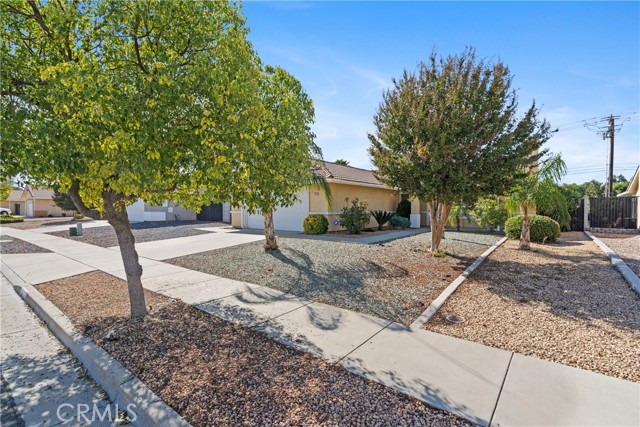 Detail Gallery Image 3 of 35 For 1245 Auburn St, Hemet,  CA 92545 - 3 Beds | 2 Baths