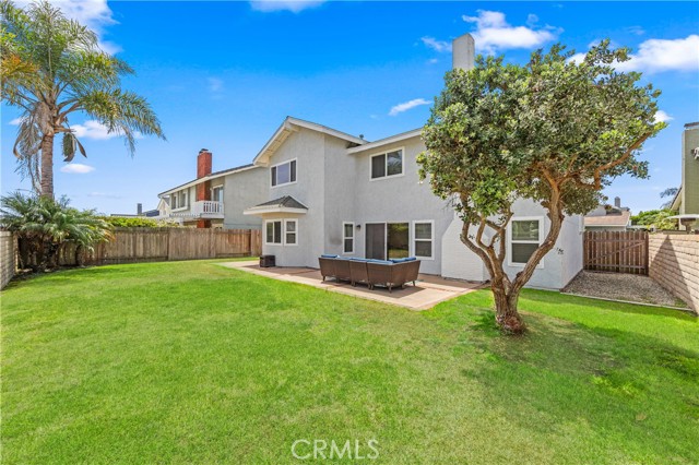18202 Foss Lane, Huntington Beach CA: https://media.crmls.org/medias/cc9a0869-3afe-4f29-a28e-871d27d366a1.jpg