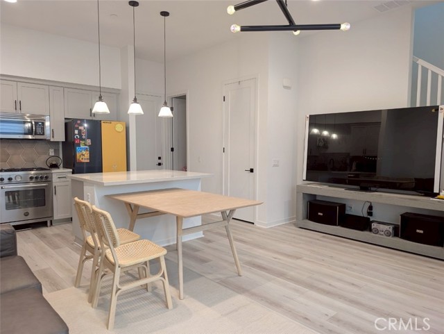 848 Francesca Drive, Walnut CA: https://media.crmls.org/medias/cc9a8860-ae69-4e0c-ad13-4b80bcffa132.jpg