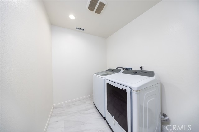 Detail Gallery Image 19 of 28 For 3473 E Sweetbay, Ontario,  CA 91761 - 6 Beds | 3 Baths