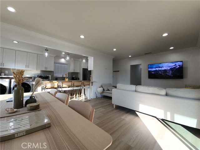9272 Cerritos Avenue, Anaheim CA: https://media.crmls.org/medias/cc9b4a55-41cc-4f25-aa73-4291163ed313.jpg