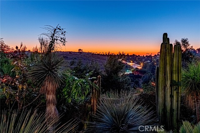 Image 8 of 47 For 811 Madera Place