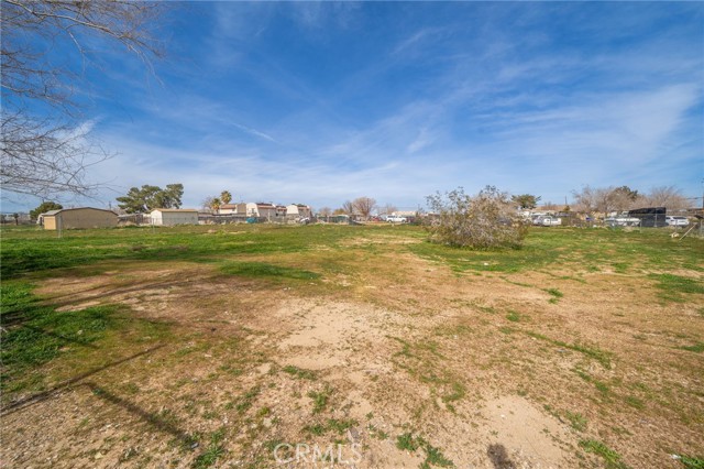 Detail Gallery Image 46 of 66 For 11986 White Ave, Adelanto,  CA 92301 - 4 Beds | 3 Baths