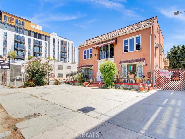 3830 S Figueroa ST