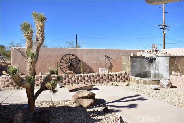 Detail Gallery Image 3 of 28 For 61611 Alta Loma Dr, Joshua Tree,  CA 92252 - 2 Beds | 2 Baths