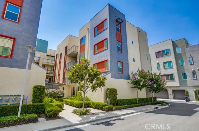 Detail Gallery Image 1 of 75 For 120 Tribeca, Irvine,  CA 92612 - 3 Beds | 3 Baths