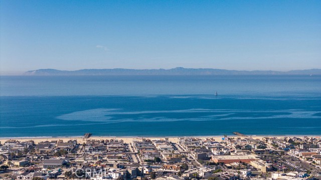 Detail Gallery Image 3 of 57 For 101 Scholz Plaza Ph 16, Newport Beach,  CA 92663 - 2 Beds | 2 Baths