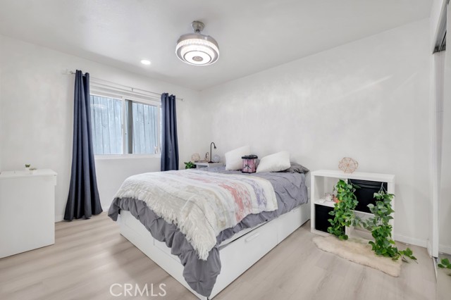Detail Gallery Image 16 of 61 For 7701 Baird Ave, Reseda,  CA 91335 - – Beds | – Baths