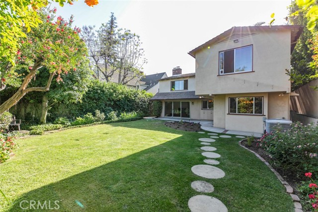 1558 Hillcrest Avenue, Glendale CA: https://media.crmls.org/medias/cca0358d-37e7-4cf5-a8fb-1fb8c744ce57.jpg