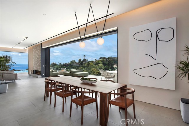 1000 Oriole Drive, Laguna Beach CA: https://media.crmls.org/medias/cca072cd-05a2-4d49-9747-85ef64c91277.jpg