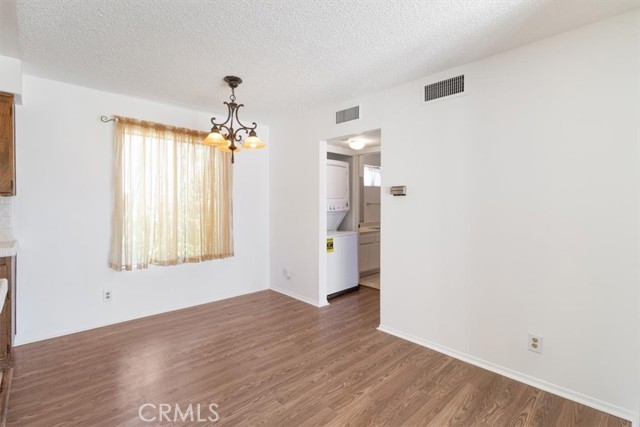 Detail Gallery Image 9 of 23 For 322 N Avenue 66 #5,  Highland Park,  CA 90042 - 1 Beds | 1 Baths