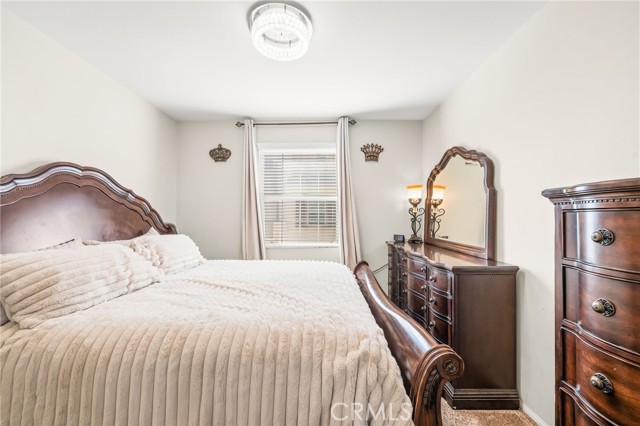 Detail Gallery Image 13 of 47 For 31210 Strawberry Tree, Temecula,  CA 92592 - 3 Beds | 2/1 Baths