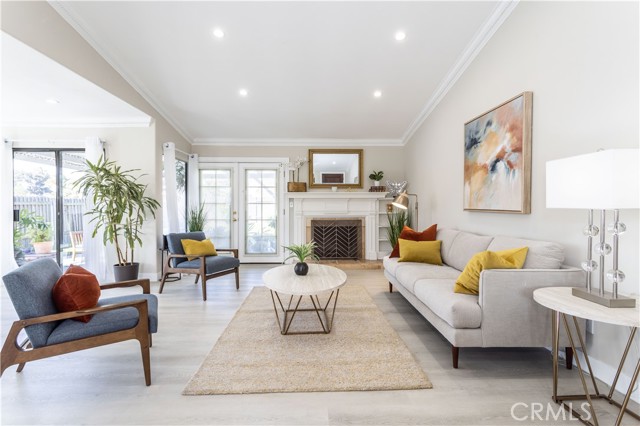 455 Appletree Court photo 4