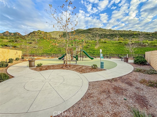 Detail Gallery Image 57 of 73 For 246 San Miguel Island Dr, Camarillo,  CA 93012 - 4 Beds | 2/1 Baths