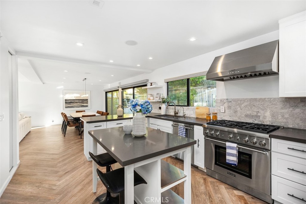 MLS #OC25248941 image #6