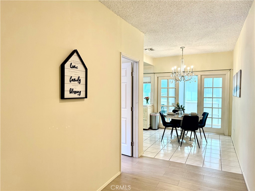 MLS #OC25247673 image #16