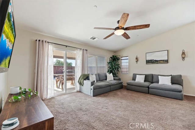 Detail Gallery Image 17 of 43 For 36359 Straightaway, Beaumont,  CA 92223 - 4 Beds | 2 Baths