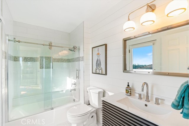 507 Via Florida, San Clemente CA: https://media.crmls.org/medias/cca622ac-97b6-4842-8f95-1f1a55516a78.jpg
