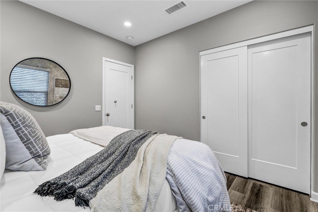 MLS #OC25257840 image #17