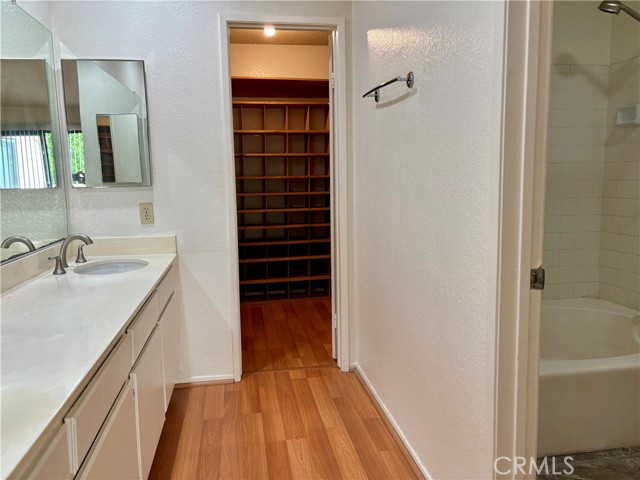 16521 Grunion Lane, Huntington Beach CA: https://media.crmls.org/medias/cca76871-0517-4431-ac74-4021c5a9b987.jpg