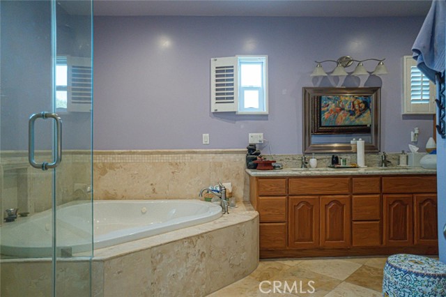 3815 Welland Avenue, Los Angeles CA: https://media.crmls.org/medias/cca7b43c-d7e6-4e42-b73e-aaa7f2eebbf0.jpg