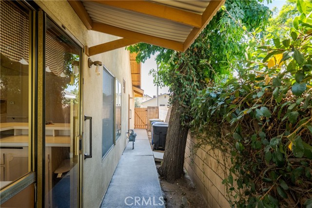 Detail Gallery Image 13 of 30 For 1127 W Brookport St, Covina,  CA 91722 - 4 Beds | 2 Baths