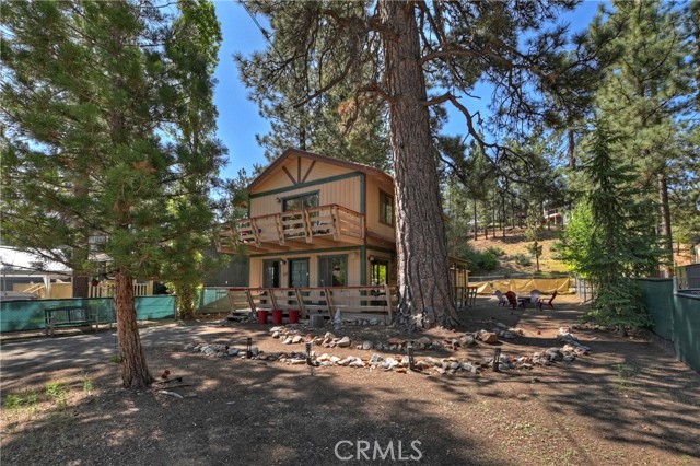 320 W Aeroplane Boulevard, Big Bear City CA: https://media.crmls.org/medias/cca8c149-3b84-4578-810e-86fb2c65c176.jpg