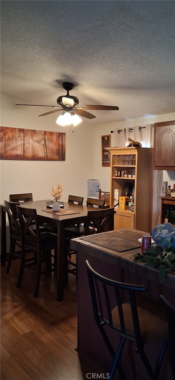 Detail Gallery Image 5 of 9 For 80 E Dawes #85,  Perris,  CA 92571 - 3 Beds | 2 Baths