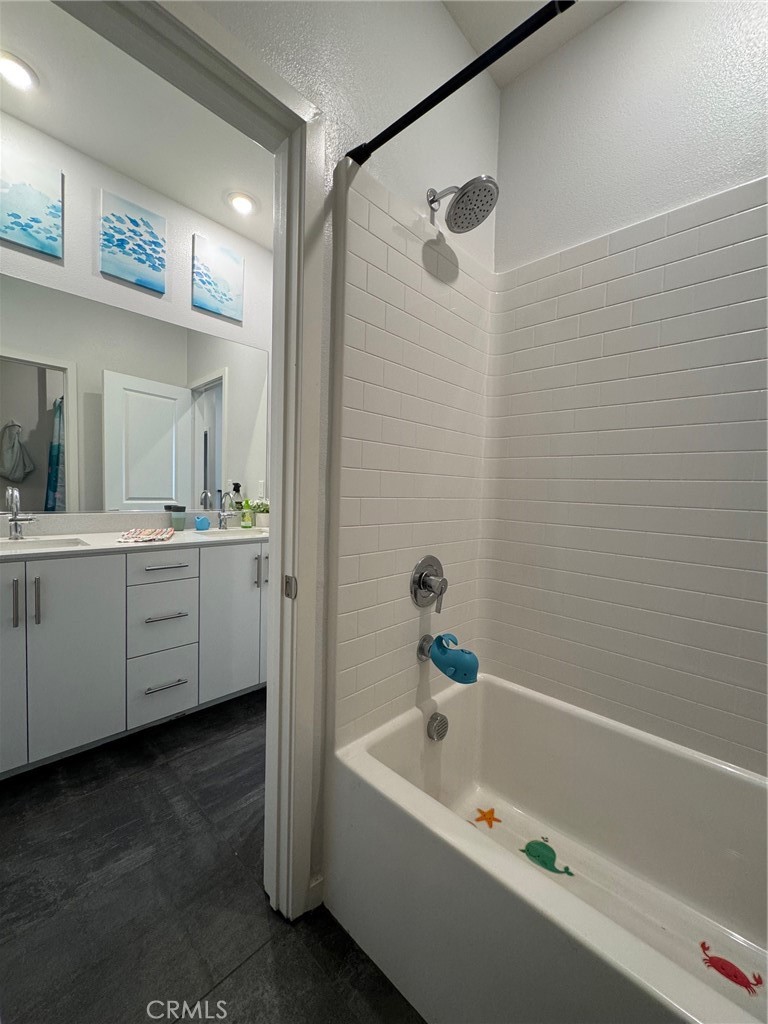 MLS #IV25267778 image #45