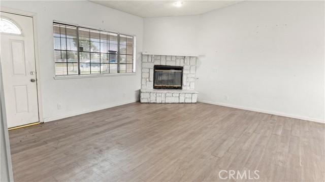 Detail Gallery Image 9 of 29 For 8222 3rd Ave, Hesperia,  CA 92345 - 3 Beds | 2 Baths