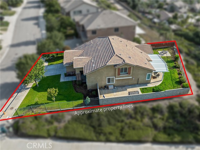 7476 Sequoia Lane, Highland CA: https://media.crmls.org/medias/ccabdf87-0af7-4ff0-94a9-2a2f645aad70.jpg