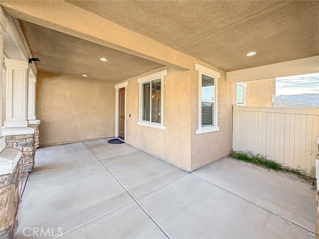 Image 5 of 49 For 458 Edgewood Drive