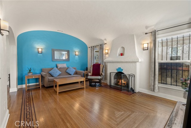 Detail Gallery Image 6 of 32 For 1848 W 78th, Los Angeles,  CA 90047 - – Beds | – Baths