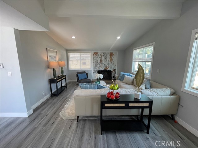2148 W Niobe Avenue, Anaheim CA: https://media.crmls.org/medias/ccad7591-c393-460f-81ee-1a0f54750160.jpg