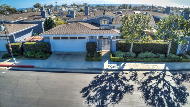 Front Image Thumbnail for CROC26054278