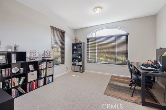 Detail Gallery Image 11 of 75 For 6030 W Country Ct, Visalia,  CA 93277 - 4 Beds | 2/1 Baths