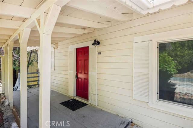 Detail Gallery Image 7 of 61 For 854 Bergschrund Dr, Crestline,  CA 92325 - 4 Beds | 2 Baths